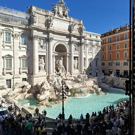 Trevi Moonlight * Rzym
