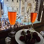 Trevi Moonlight * רומא