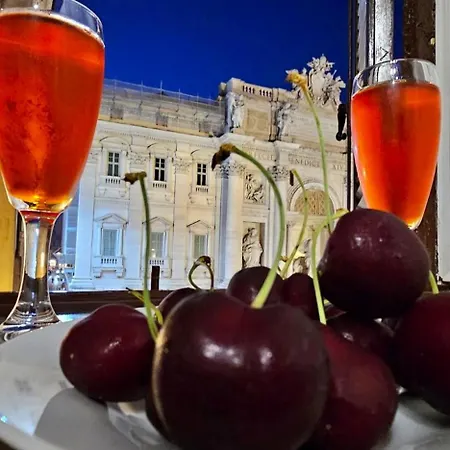 Trevi Moonlight Lejlighed *