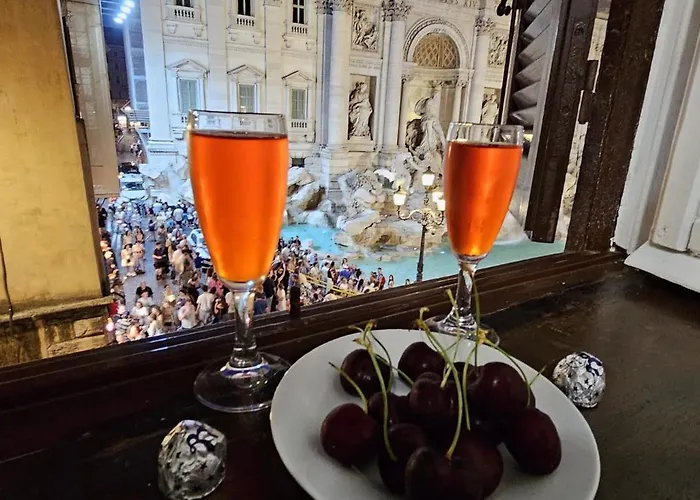 Trevi Moonlight * רומא